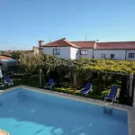 Alminhas House * Alapela