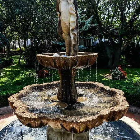 Alminhas House * Alapela