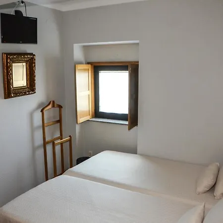 Privatunterkunft Alminhas House *