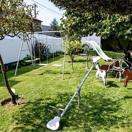 Homestay Alminhas House