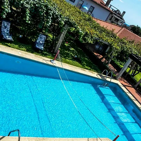 Privatunterkunft Alminhas House