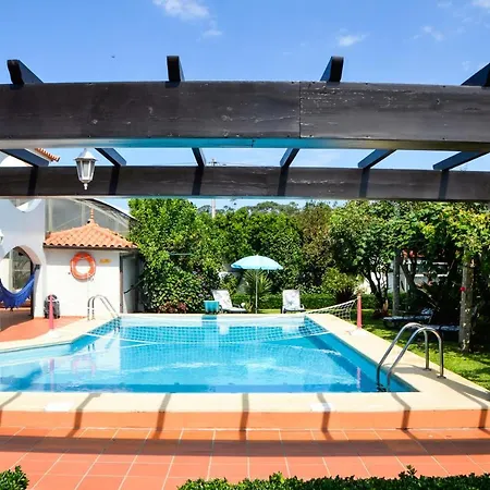 Alminhas House * Alapela