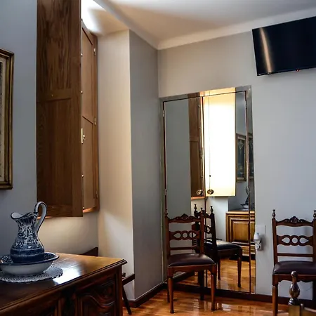 Alminhas House Homestay Alapela