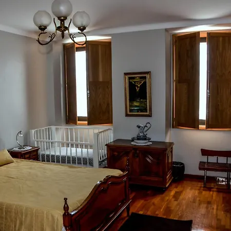 Privatunterkunft Alminhas House Alapela
