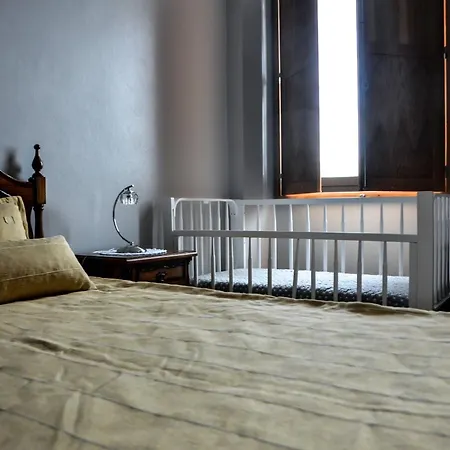 Alminhas House Alapela