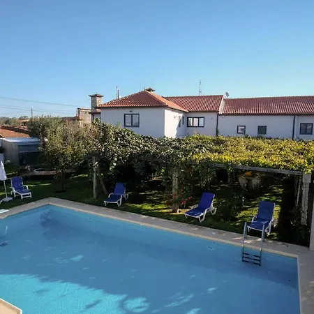 Alminhas House * Alapela