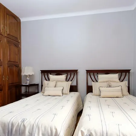 Privatunterkunft Alminhas House