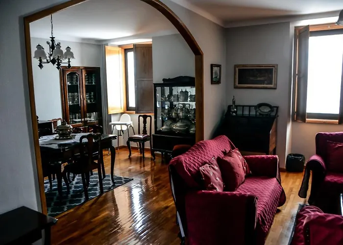 Alminhas House Alapela