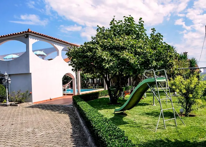 Alminhas House Alapela